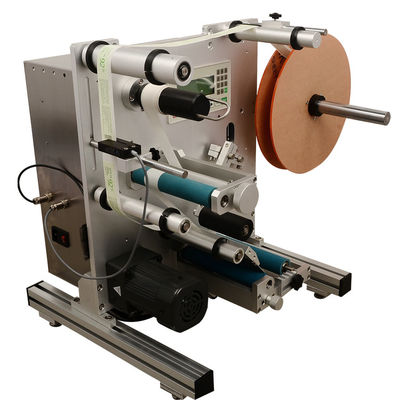 220 वी 50 हर्ट्ज अर्ध स्वचालित बोतल लेबलिंग मशीन 30-600pcs / मिनट